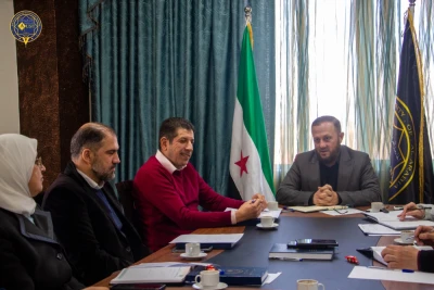 رئيس الجامعة يترأس اجتماعاً لبحث سبل الارتقاء بالخدمات التعليمية والإدارية