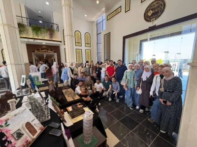 معرض طلابي يجمع الإبداع الفني والمعماري في رحاب الجامعة العربية الخاصة
