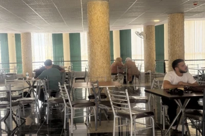 كافتيريا الجامعة