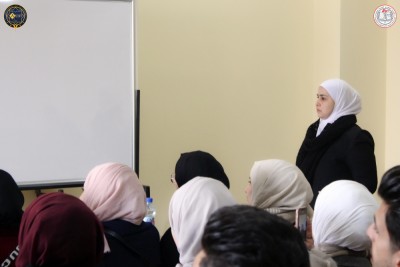 العروض التقديمية الأولية لطلابنا ضمن برنامج التحضيرات لمسابقة البحث العلمي الطلابية.