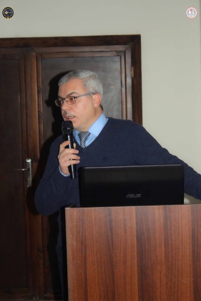 أسس تكنولوجيا النانو وتطبيقاتها