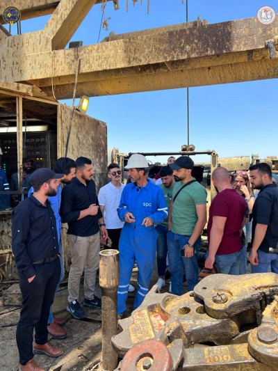 رحلة علمية الى مديرية حقول المنطقة الوسطى