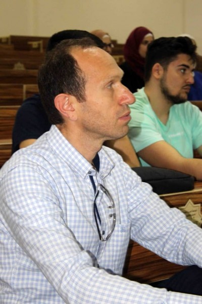 شبكات الجيل الخامس و تطبيقاتها