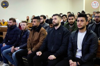 لقاء مفتوح مع طلاب كلية الصيدلة