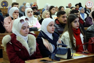 لقاء مفتوح مع طلاب كلية الصيدلة