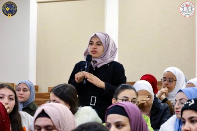 لقاء مفتوح مع طلاب كلية الصيدلة