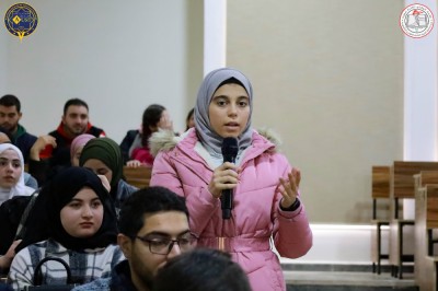 لقاء مفتوح مع طلاب كلية الترجمة واللغات