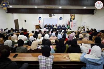 لقاء مفتوح مع طلاب هندسة الصناعات الكيميائية