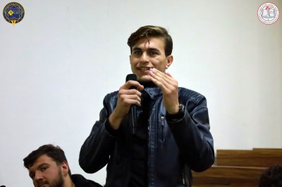 لقاء مفتوح مع طلاب هندسة الصناعات الكيميائية