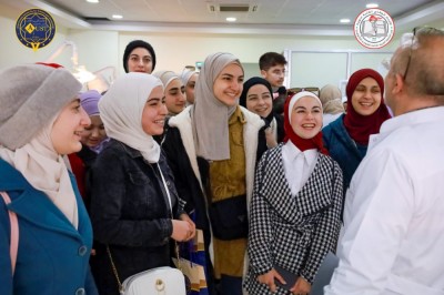 طلاب الثالث الثانوي في مدرسة المتفوقين الثالثة بحماه في زيارة تعريفية للجامعة العربية الخاصة للعلوم والتكنولوجيا