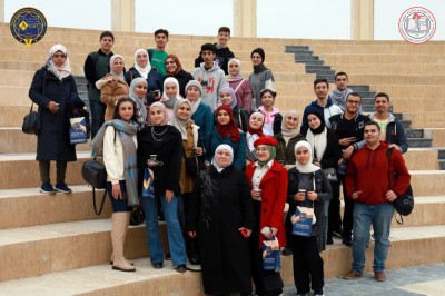 طلاب الثالث الثانوي في مدرسة المتفوقين الثالثة بحماه في زيارة تعريفية للجامعة العربية الخاصة للعلوم والتكنولوجيا