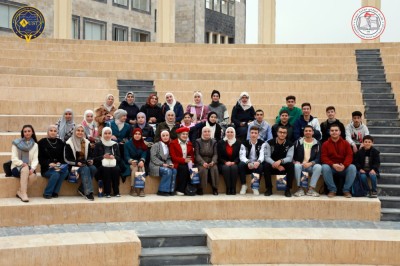 طلاب الثالث الثانوي في مدرسة المتفوقين الثالثة بحماه في زيارة تعريفية للجامعة العربية الخاصة للعلوم والتكنولوجيا