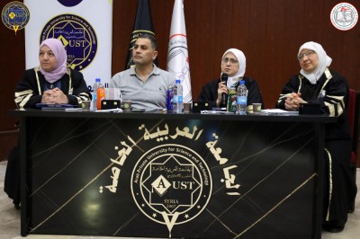 مناقشة مشاريع التخرج لكلية الهندسة المعلوماتية