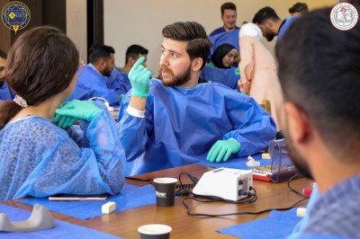 الورشة المخبرية المقامة على هامش المؤتمر العلمي الثاني لكلية طب الاسنان برعاية شركة النجاح وشركة لانا دينت