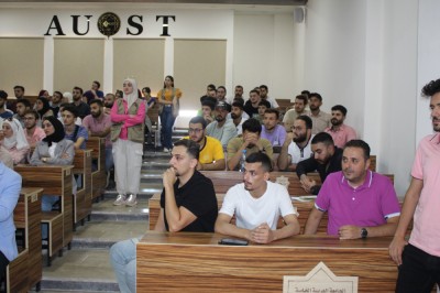 لقاء مفتوح مع الدكتور مخلص الجندي وطلاب طب الأسنان