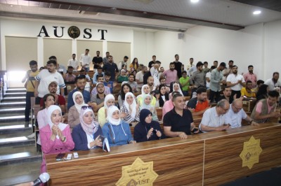 لقاء مفتوح مع الدكتور مخلص الجندي وطلاب طب الأسنان