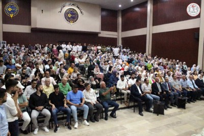مناقشة مشاريع تخرج طلاب كلية الصيدلة للفصل الثاني للعام الدراسي 2023-2024