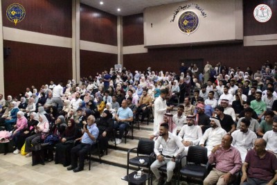 مناقشة مشاريع تخرج طلاب كلية الصيدلة للفصل الثاني للعام الدراسي 2023-2024