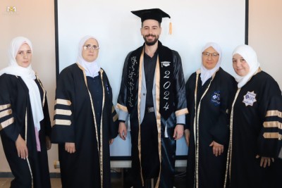 مناقشة مشاريع كلية الهندسة المعلوماتية