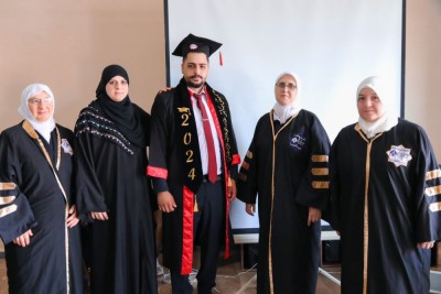 مناقشة مشاريع كلية الهندسة المعلوماتية