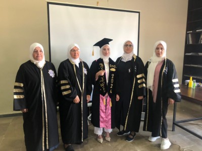 مناقشة مشاريع كلية الهندسة المعلوماتية