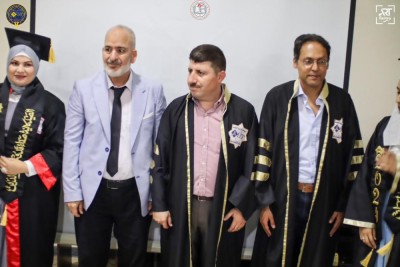 عرض ومناقشة مشاريع تخرج طلاب كلية الصيدلة للفصل الصيفي للعام الدراسي 2023-2024