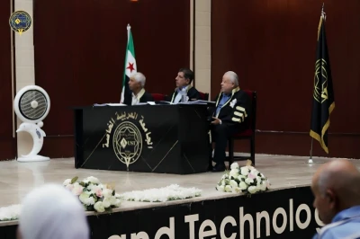 كلية الترجمة واللغات في الجامعة العربية الخاصة تختتم مناقشة مشاريع تخرج نوعية تواكب سوق العمل