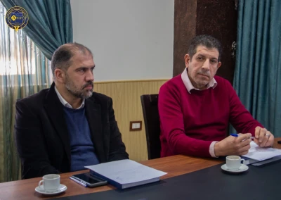 رئيس الجامعة يترأس اجتماعاً لبحث سبل الارتقاء بالخدمات التعليمية والإدارية