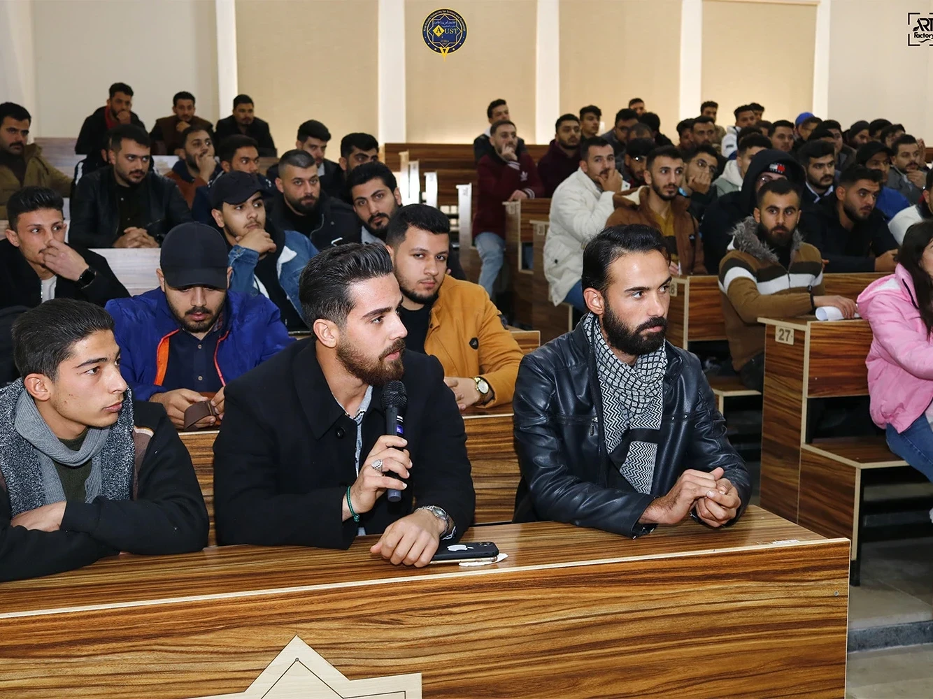 لقاء مع الطلبة المستجدين في كلية الهندسة البترولية